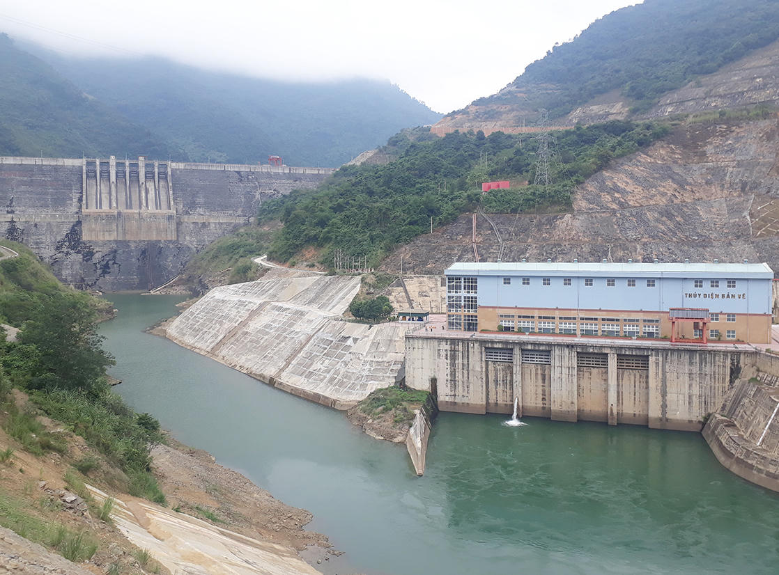 “Đói điện” nơi có 4 nhà máy thủy điện