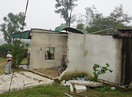 Vụ nổ lớn ở Nghệ An: Nam sinh viên phải tháo toàn bộ bàn tay phải, bỏng nặng toàn thân