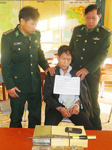 Mật phục 2 tháng phá đường dây vận chuyển ma túy từ Lào về Việt Nam