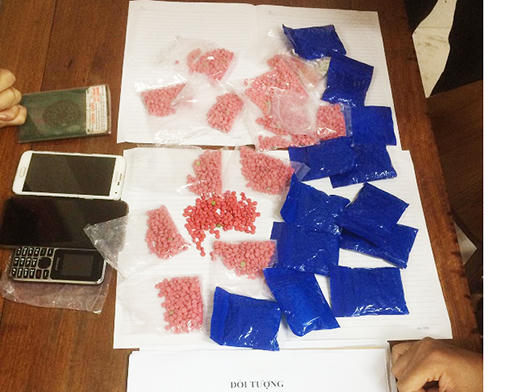 Vận chuyển gần 5.000 viên ma túy từ Lào về Việt Nam lấy 30 triệu tiền công