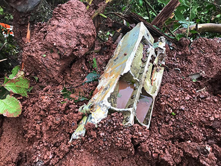 Hiện trường nơi xảy ra vụ rơi máy bay SU22 hai phi công hy sinh