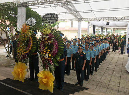 Xúc động lễ truy điệu, tiễn đưa hai phi công liệt sỹ về với đất mẹ