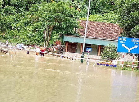 Công an tìm nhóm người tung tin đồn vỡ đập thủy điện Bản Vẽ khiến dân hoang mang
