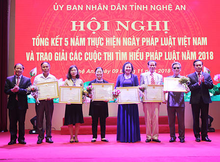 Tổng kết 5 năm triển khai thực hiện Ngày Pháp luật, trao giải các cuộc thi