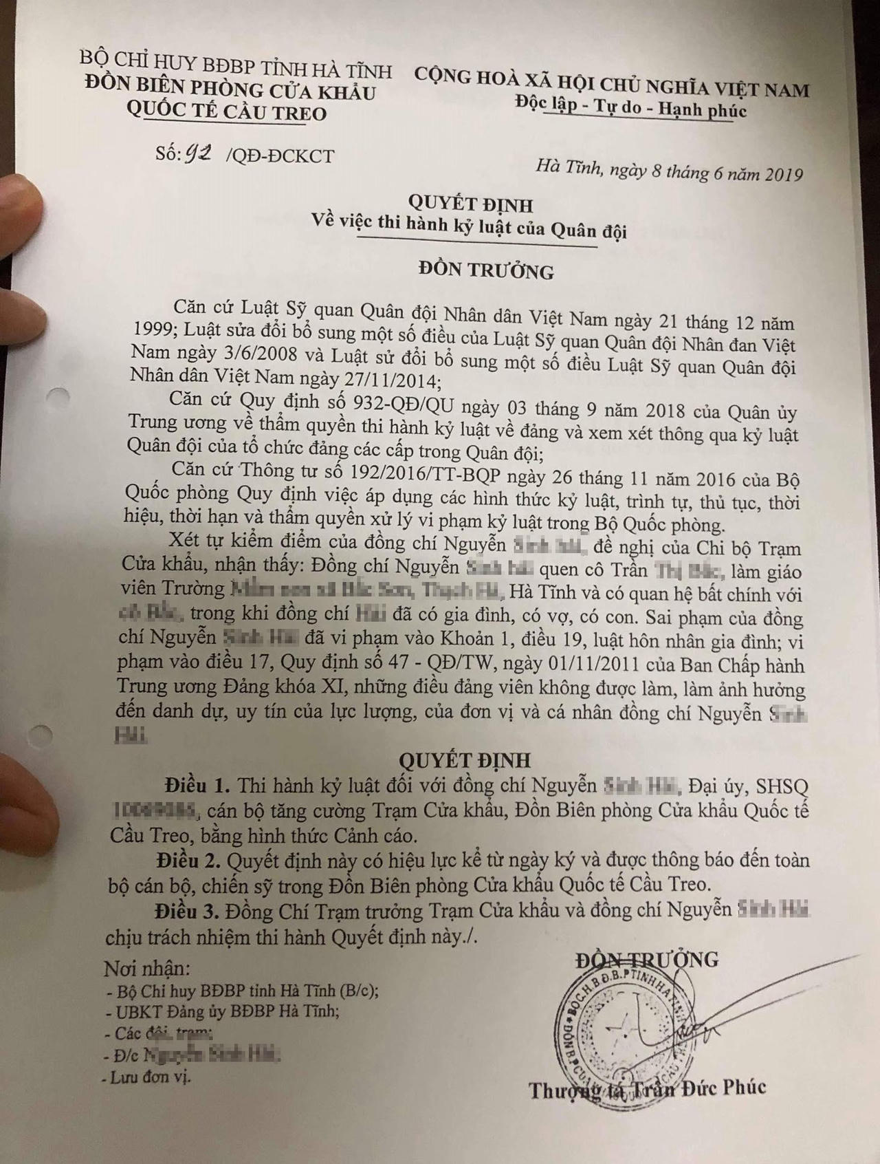 Đại úy biên phòng quan hệ bất chính làm nữ giáo viên mang thai