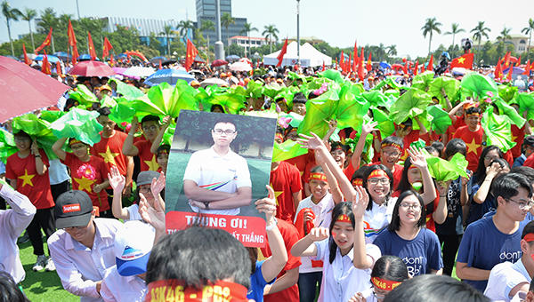 Vòng nguyệt quế xứng đáng của cậu học trò xứ Nghệ