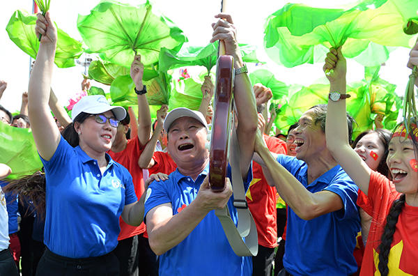 Vòng nguyệt quế xứng đáng của cậu học trò xứ Nghệ