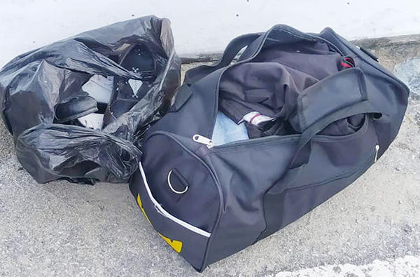 Người đàn ông nghi tự tử, để lại thư tuyệt mệnh trên cầu