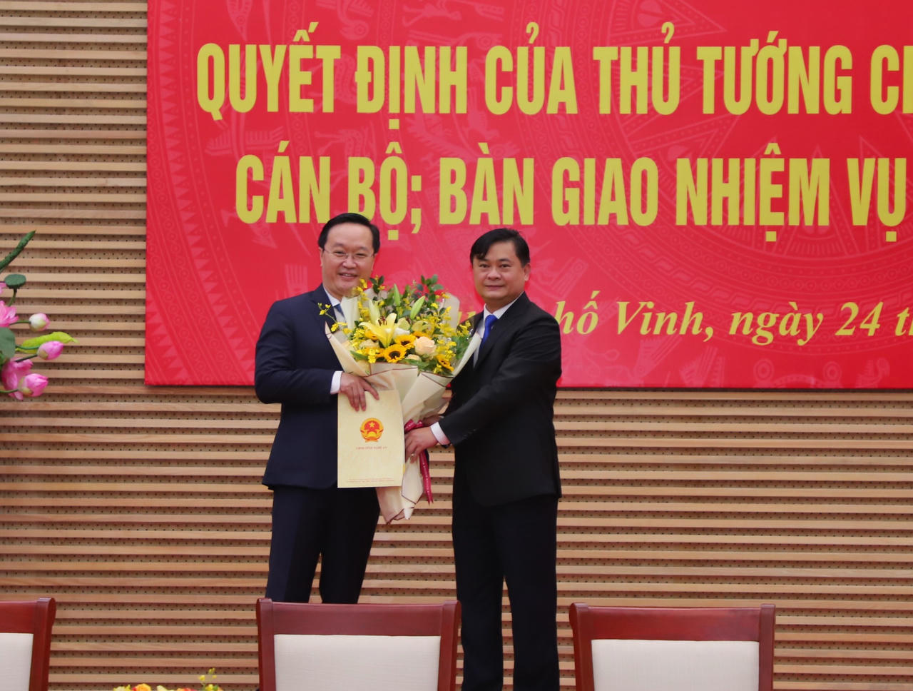 Ông Nguyễn Đức Trung được Thủ tướng phê chuẩn làm Chủ tịch tỉnh Nghệ An