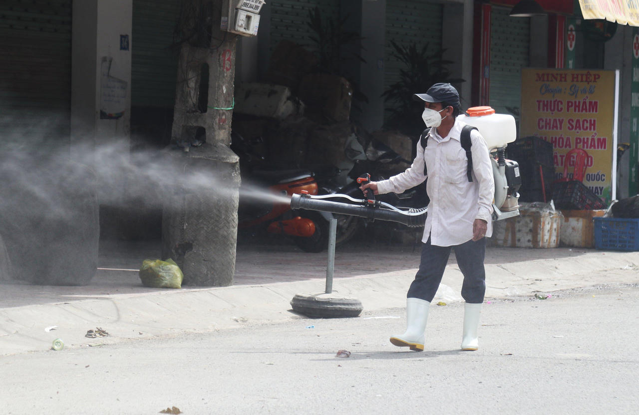 Hai tiểu thương ở chợ đầu mối TP Vinh dương tính với SARS-CoV-2