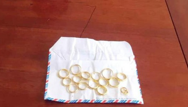 Thiếu niên 16 tuổi đột nhập nhà hàng xóm trộm 8 chỉ vàng