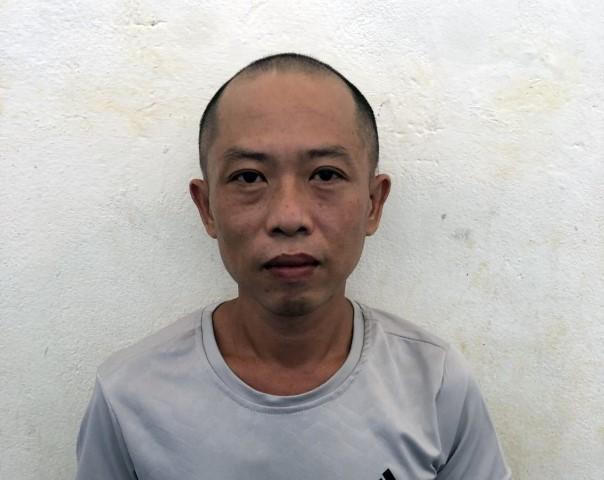 Bắt kẻ mang theo “vũ khí nóng” đi buôn ma túy