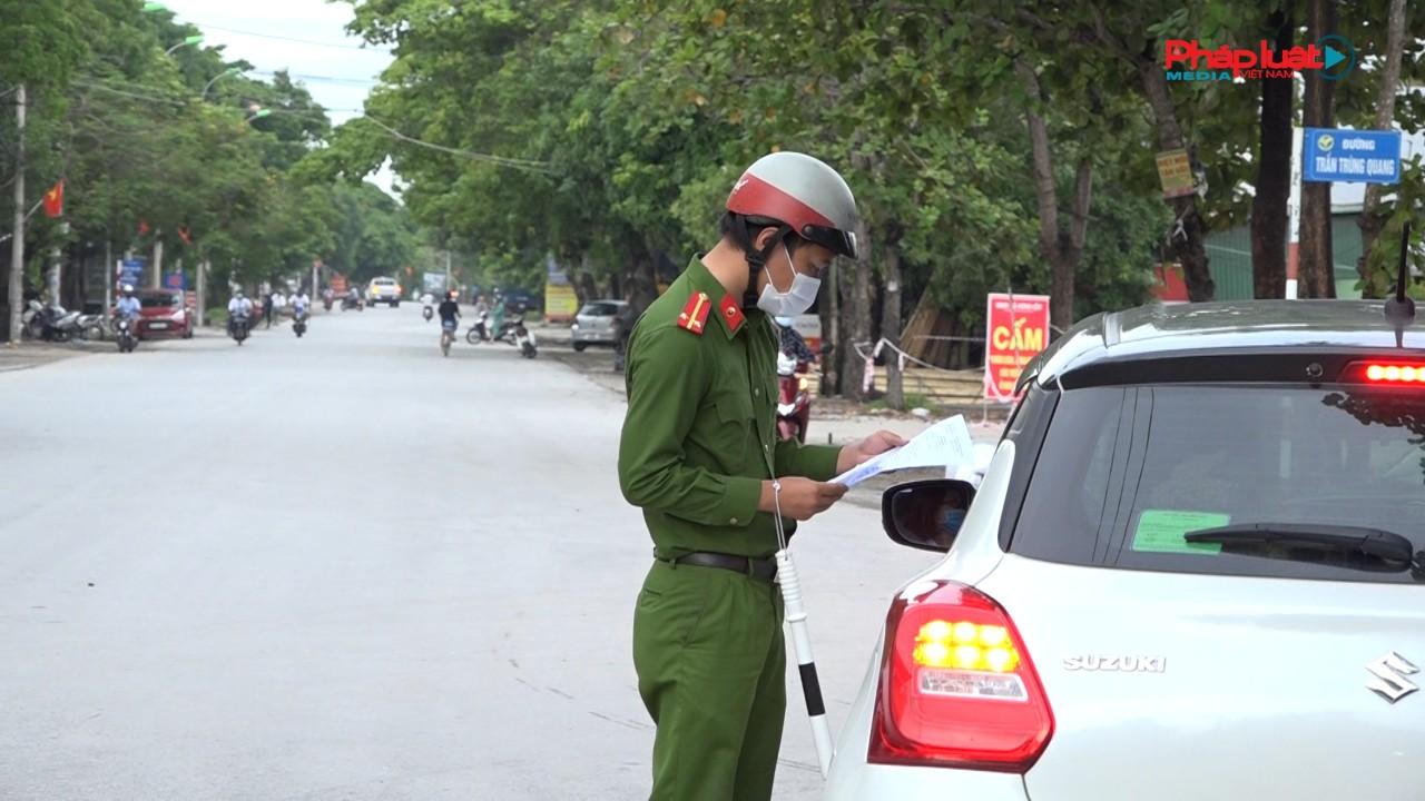 Thành phố Vinh nhộn nhịp trở lại trong ngày đầu điều chỉnh giãn cách