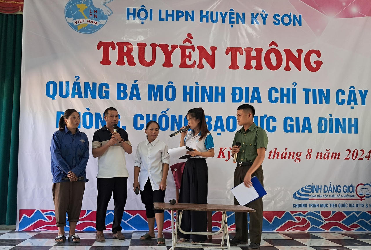 Thắp sáng niềm tin nơi vùng cao Kỳ Sơn: Hành trình đồng hành cùng phụ nữ và trẻ em
