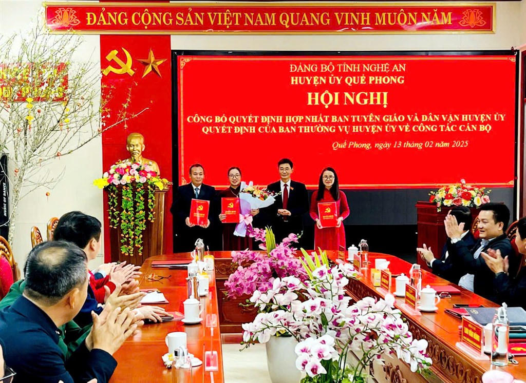 Nghệ An công bố các quyết định tổ chức bộ máy và công tác cán bộ quan trọng