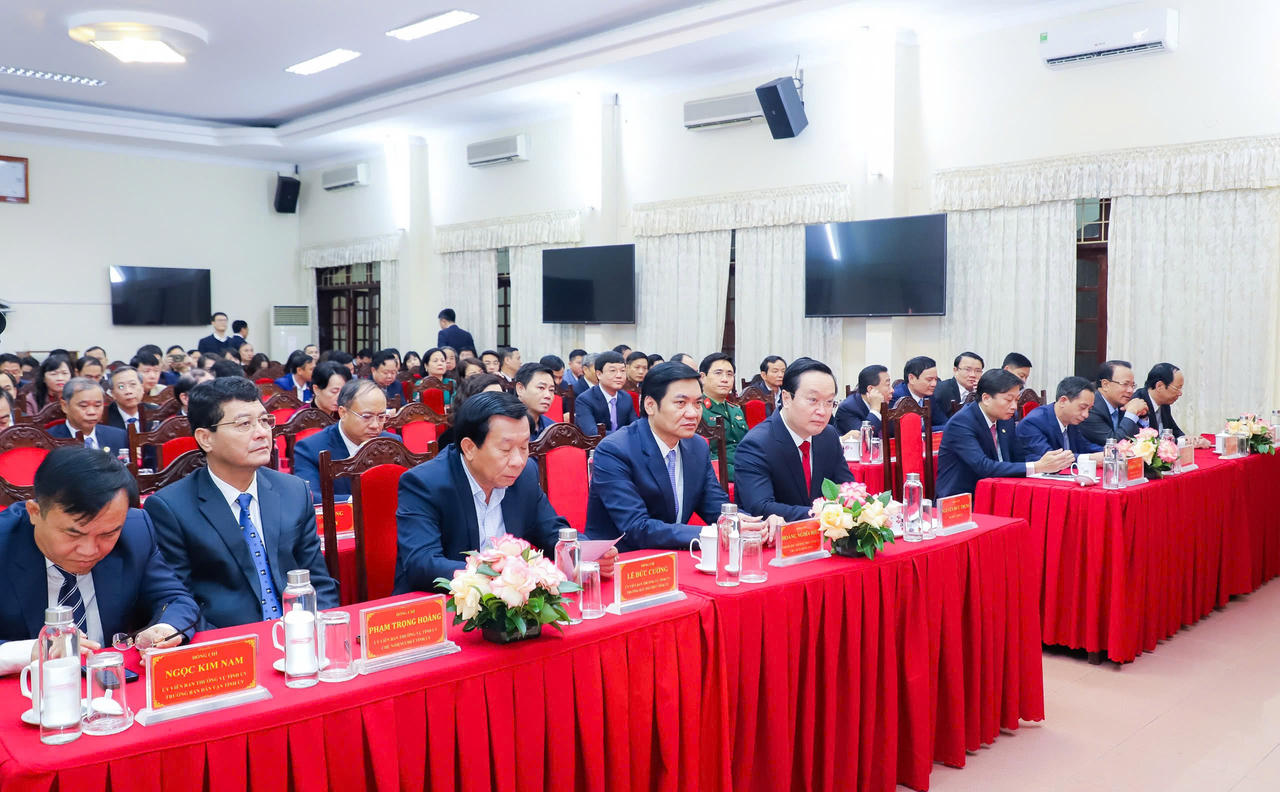 Nghệ An công bố các quyết định tổ chức bộ máy và công tác cán bộ quan trọng