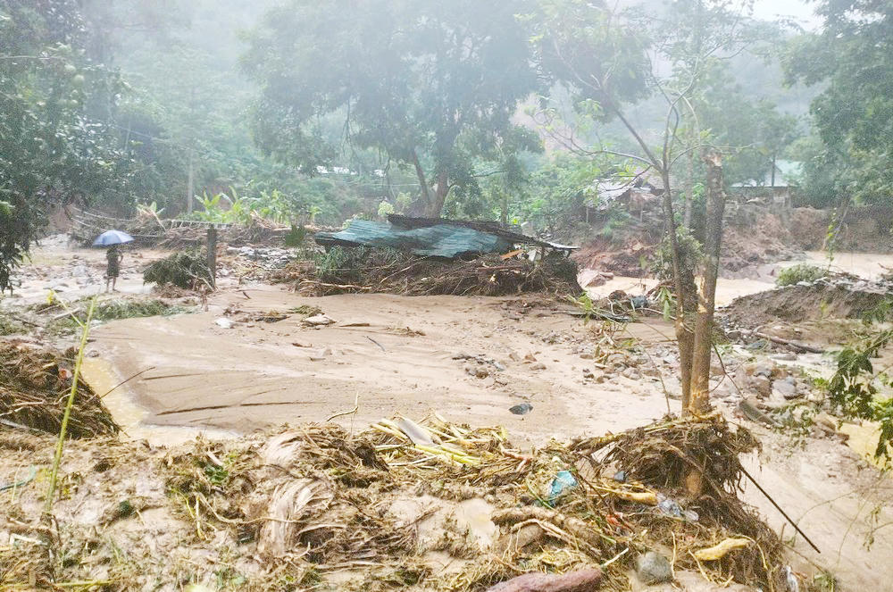 Lũ quét liên tục xảy ra tại một số huyện miền núi Nghệ An