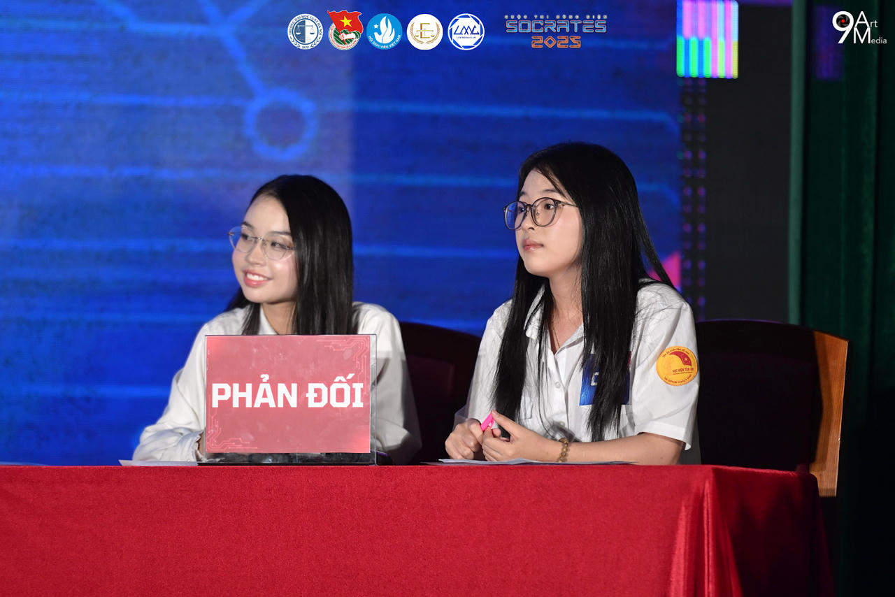 Trần Thế Phương đăng quang Quán quân Hùng biện Socrates 2025 sau màn tranh luận ấn tượng
