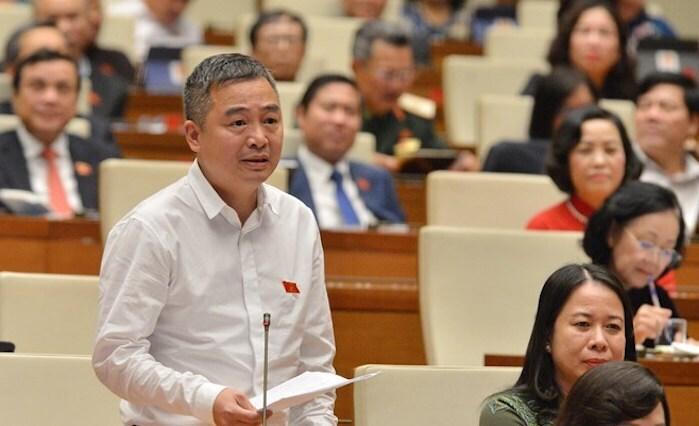 Vấn đề "sạn" sách giáo khoa tiếp tục làm nóng nghị trường Quốc hội