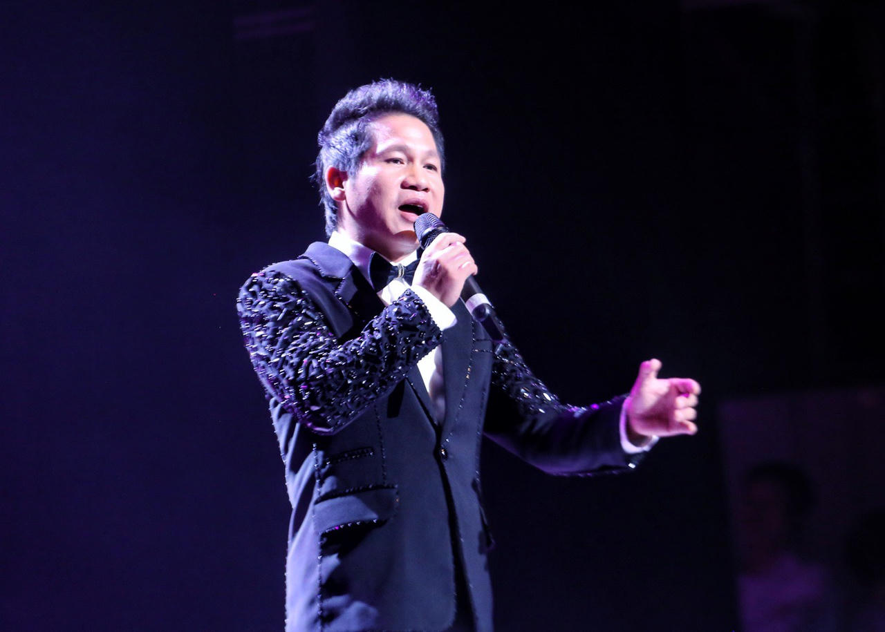 Sóng nhạc Hồ Gươm xanh - Bản giao hưởng của dân tộc và thời đại