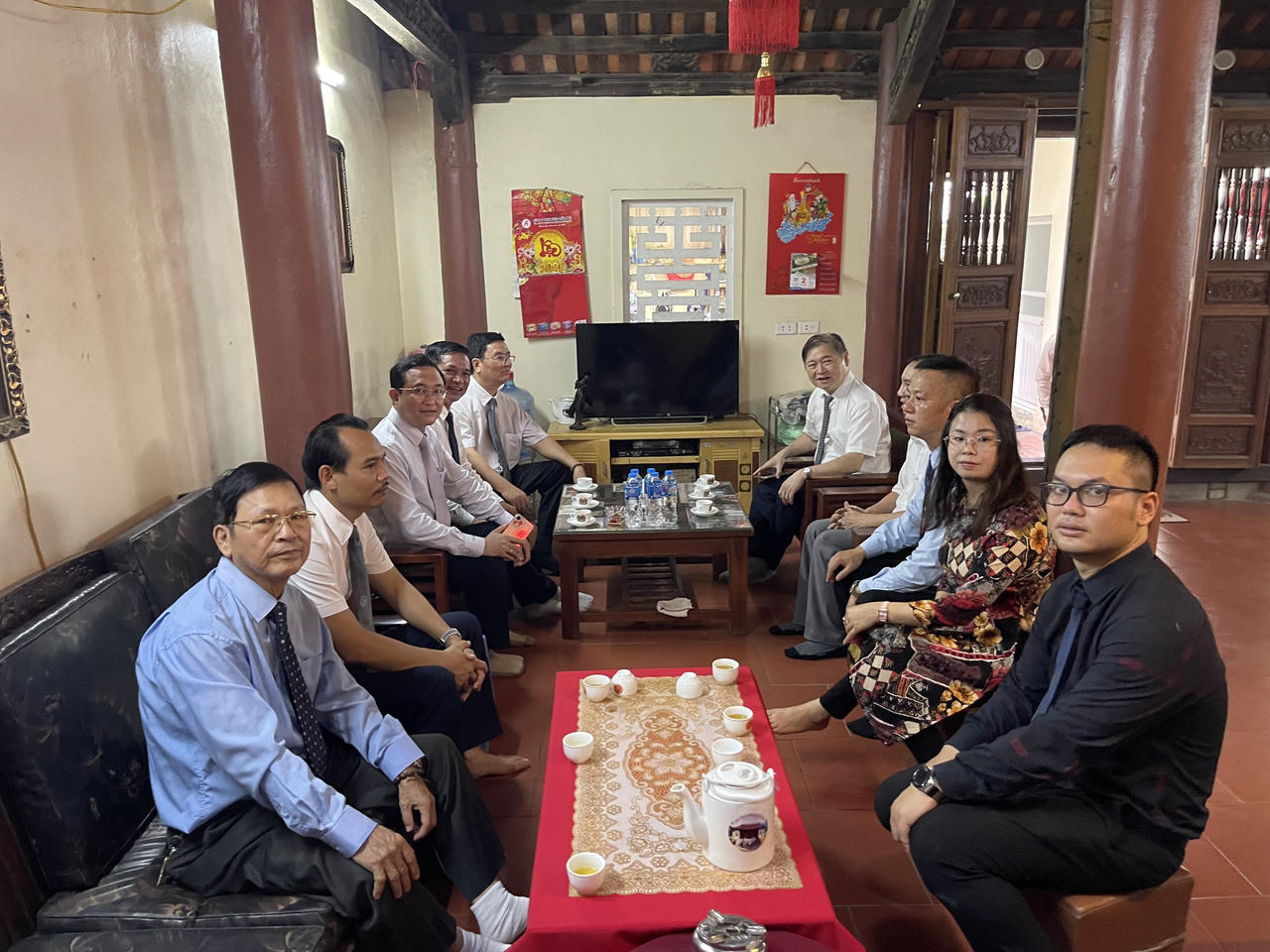 Lễ dâng hương tri ân Tiến sĩ - Luật sư Phan Văn Trường, Phan Anh và các anh hùng liệt sĩ