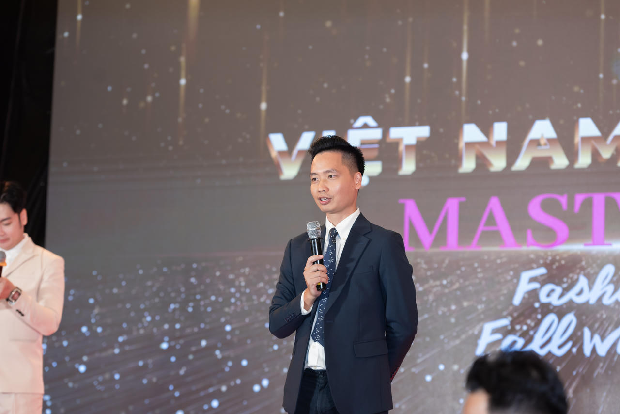 Việt Nam Tỏa Sáng - Tôn vinh người phụ nữ qua vẻ đẹp thời trang