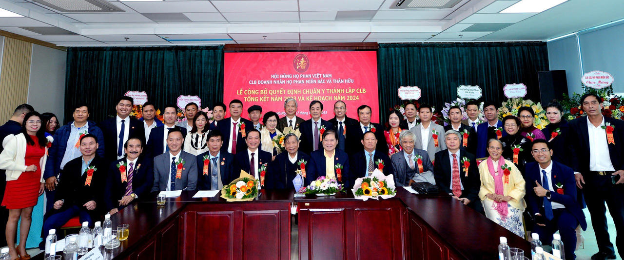 Lễ Công bố Quyết định Chuẩn y thành lập Câu lạc bộ Doanh nhân Họ Phan Miền Bắc