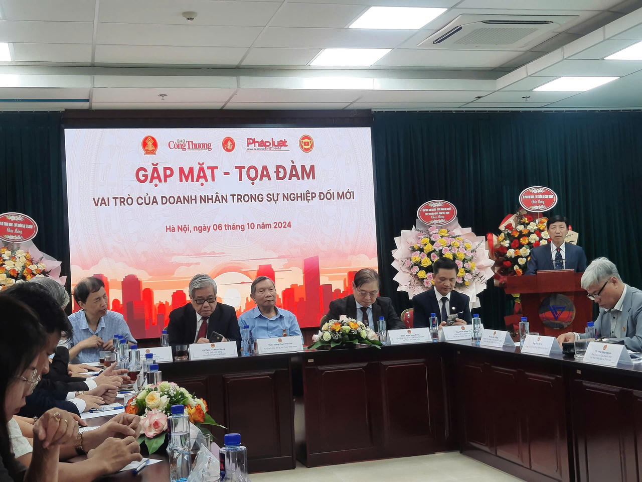 Vai trò của Doanh nhân trong sự nghiệp đổi mới