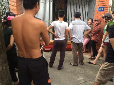 TP.Vinh: Mang quan tài đến nhà đòi tiền chạy án