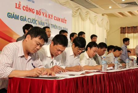 Nghệ An chủ động giảm giá cước vận tải