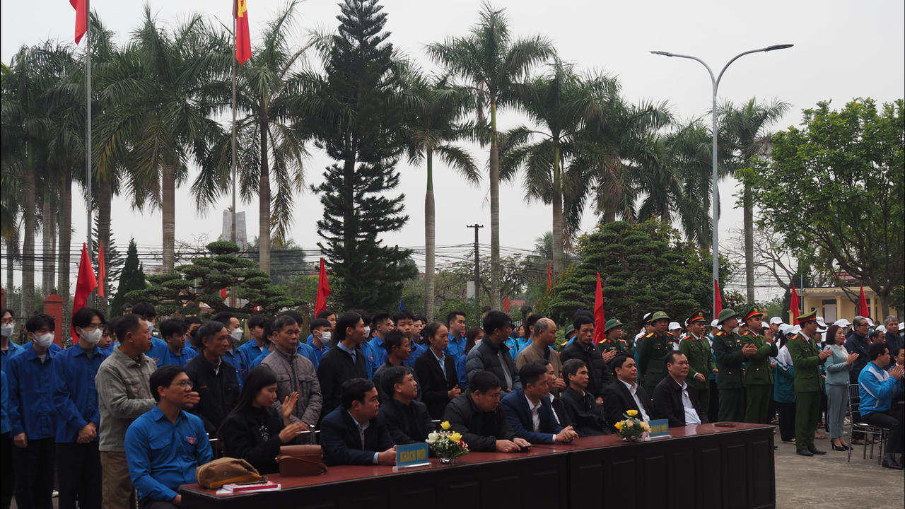 Cả nước tích cực 'ra quân' hưởng ứng Tết trồng cây