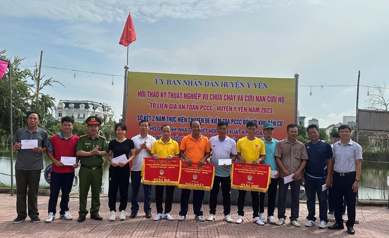 Huyện Ý Yên tổ chức Hội thao kỹ thuật nghiệp vụ chữa cháy và cứu nạn, cứu hộ