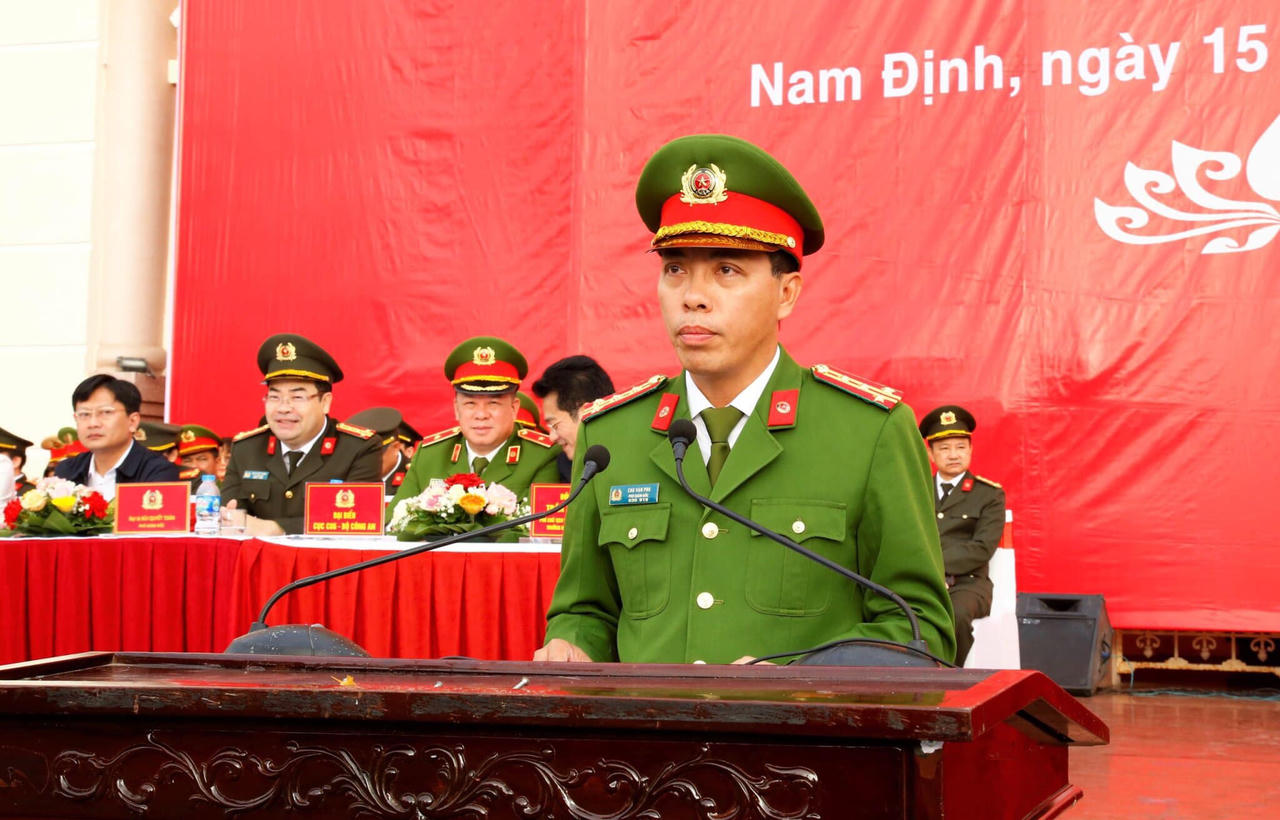 Các địa phương đồng loạt ra quân trấn áp tội phạm dịp Tết Nguyên đán