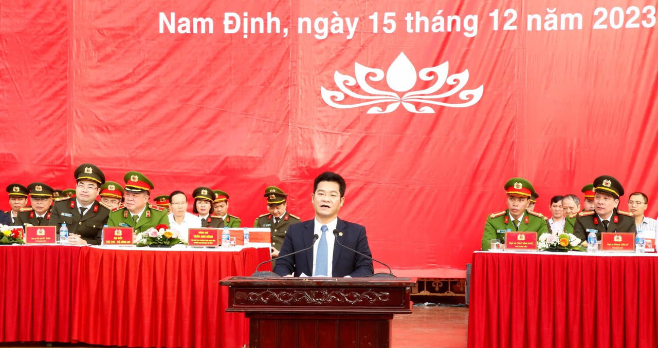 Các địa phương đồng loạt ra quân trấn áp tội phạm dịp Tết Nguyên đán