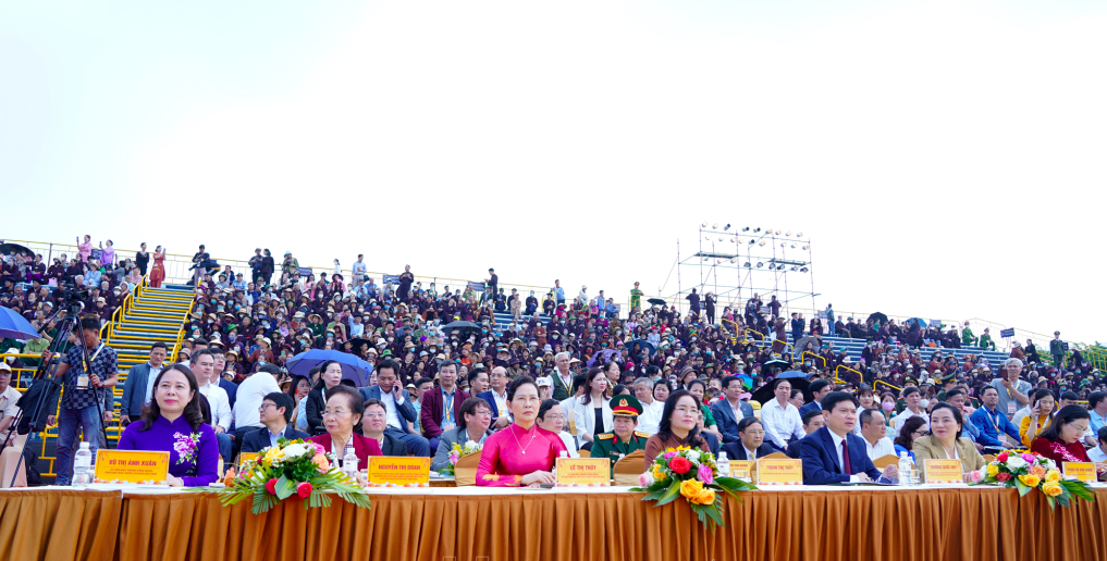 Chùa Tam Chúc khai hội Xuân Giáp Thìn 2024