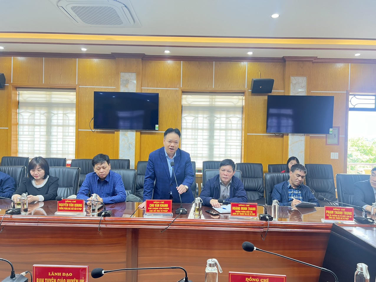 Đảng bộ Bộ Tư pháp thăm và làm việc tại huyện Yên Mô (Ninh Bình)