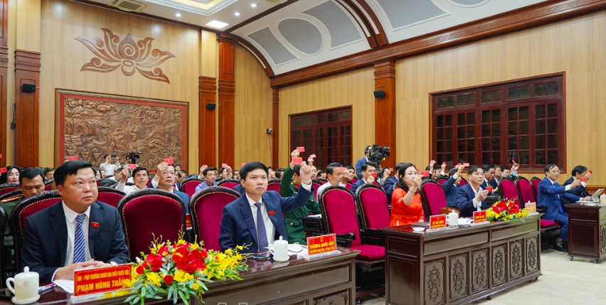 Hội đồng nhân dân tỉnh Hà Nam thông qua 32 Nghị quyết quan trọng