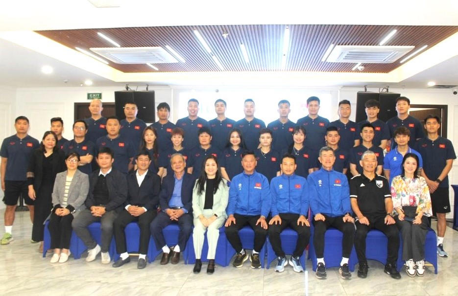 24 học viên tham gia khóa Huấn luyện viên bóng đá chứng chỉ C tại Hà Nam