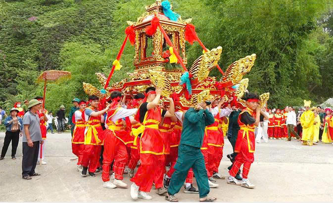 Bảo tồn và phát huy giá trị các lễ hội gắn với phát triển du lịch bền vững của tỉnh Hà Nam
