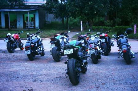 Hàng trăm “siêu” mô tô ba miền hội tụ về “đất lửa” 