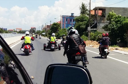 Hàng trăm “siêu” mô tô ba miền hội tụ về “đất lửa” 