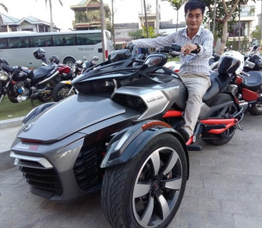 Hàng trăm “siêu” mô tô ba miền hội tụ về “đất lửa” 