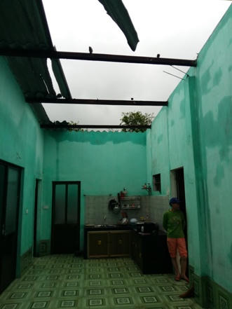 Lốc xoáy kinh hoàng quần nát quê nghèo