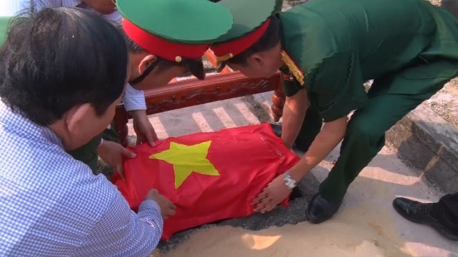 Đón 35 liệt sĩ trở về yên nghỉ trong lòng đất mẹ