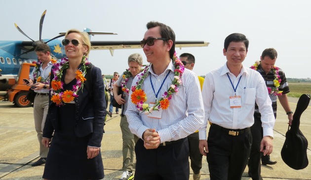 Đại sứ nhiều quốc gia hội ngộ ở hang Sơn Đoòng