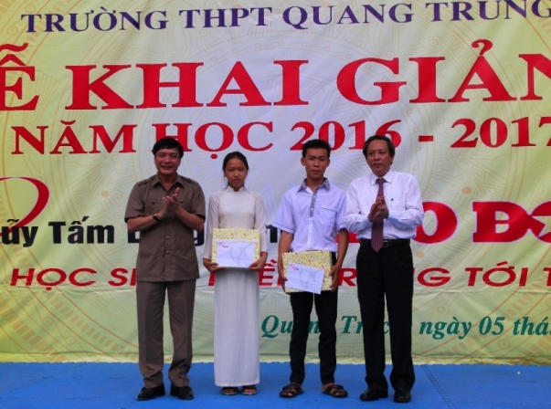 Hướng về học sinh, giáo viên miền Trung sau sự cố môi trường biển