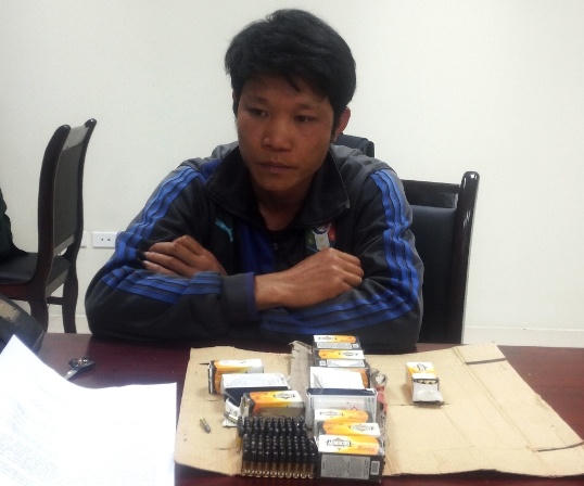 Bắt vụ vận chuyển 700 viên đạn từ Lào về Việt Nam