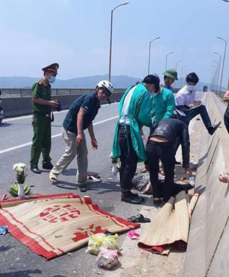 Khởi tố tài xế xe tải tông chết thai phụ cùng con gái 2 tuổi