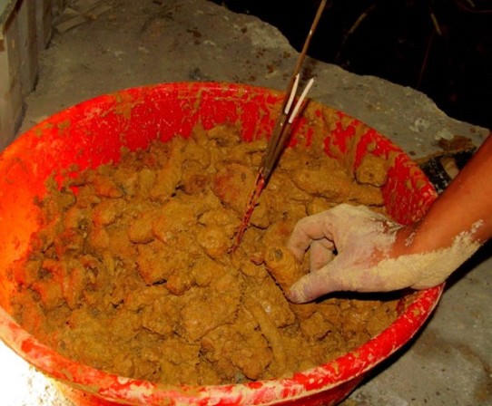 Phát hiện thêm 130 bộ hài cốt tại vườn một nhà dân ở Quảng Bình