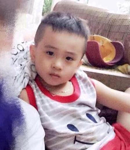 Bé trai 6 tuổi mất tích nghi bị bắt cóc